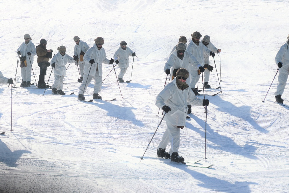 CWOC students complete skiing familiarization during training at Fort McCoy