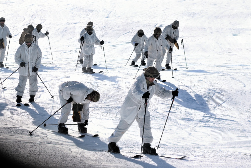 CWOC students complete skiing familiarization during training at Fort McCoy