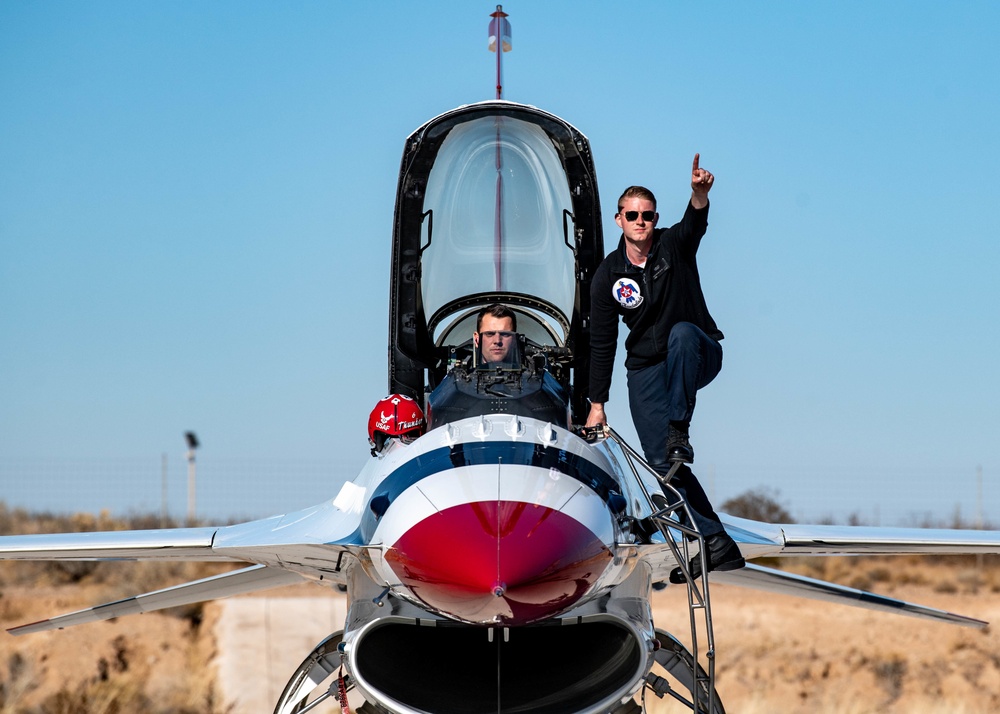 Air Force Thunderbirds Wrap Up the First Half of Winter Training