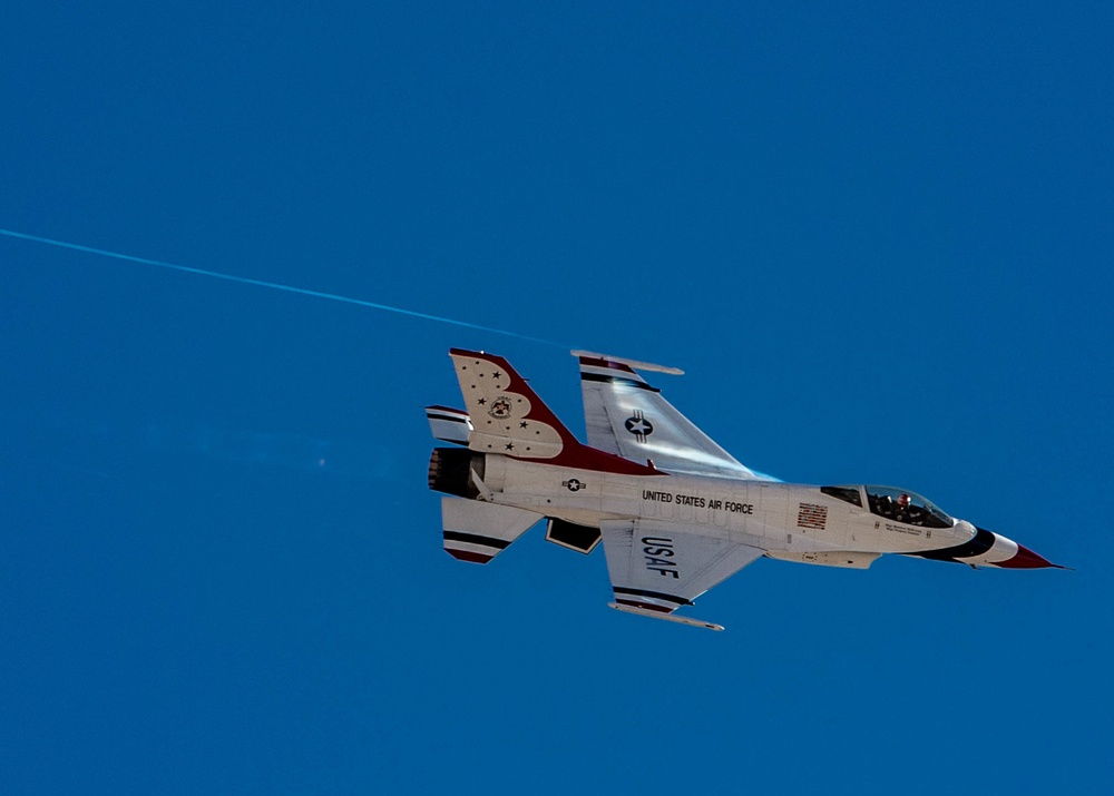 Air Force Thunderbirds Wrap Up the First Half of Winter Training