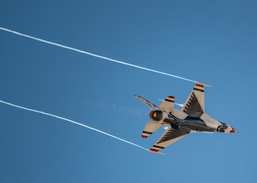 Air Force Thunderbirds Wrap Up the First Half of Winter Training