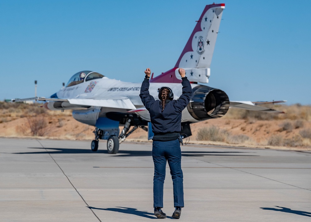 Air Force Thunderbirds Wrap Up the First Half of Winter Training