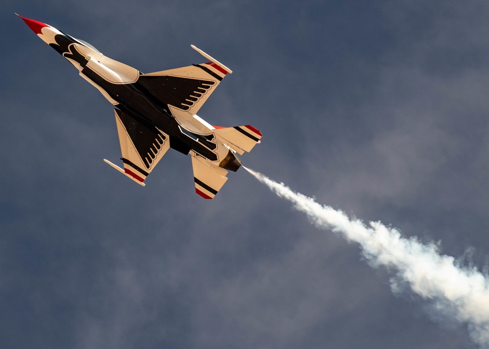 Air Force Thunderbirds Wrap Up the First Half of Winter Training