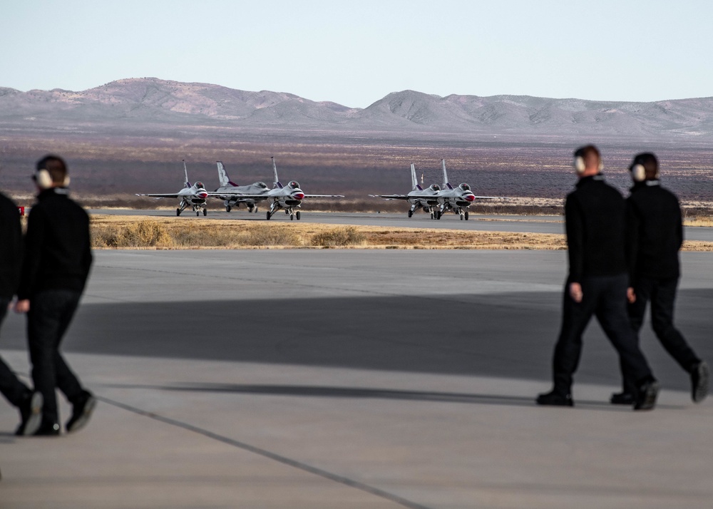 Air Force Thunderbirds Wrap Up the First Half of Winter Training