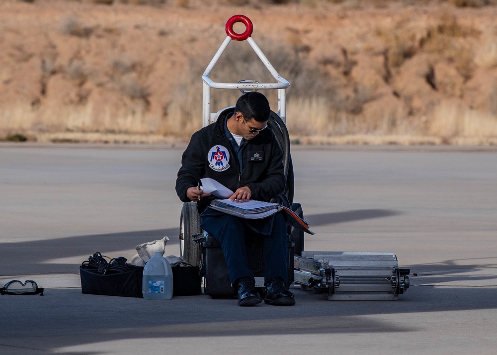 Air Force Thunderbirds Wrap Up the First Half of Winter Training