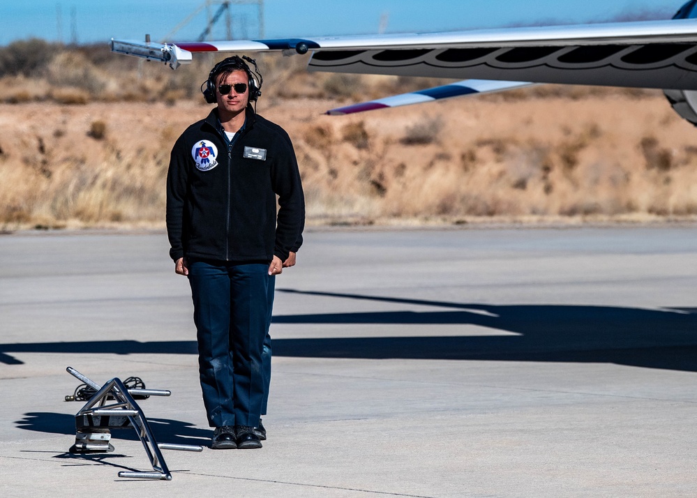 Air Force Thunderbirds Wrap Up the First Half of Winter Training