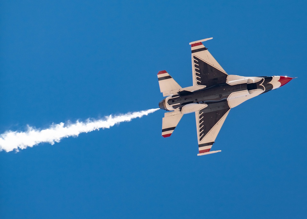 Air Force Thunderbirds Wrap Up the First Half of Winter Training