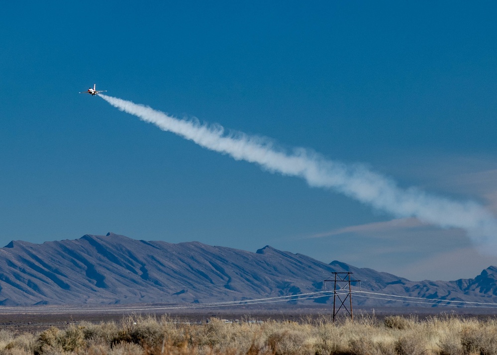 Air Force Thunderbirds Wrap Up the First Half of Winter Training