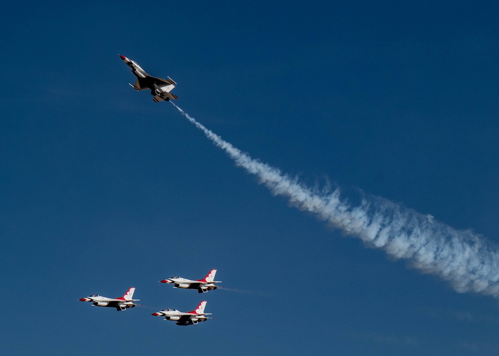 Air Force Thunderbirds Wrap Up the First Half of Winter Training