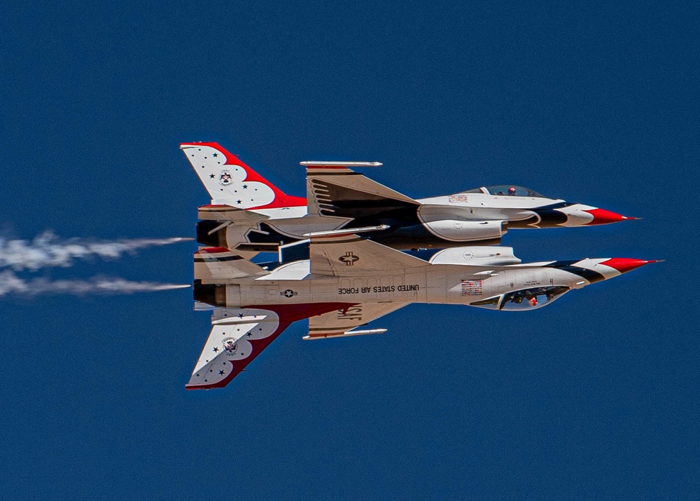 Air Force Thunderbirds Wrap Up the First Half of Winter Training