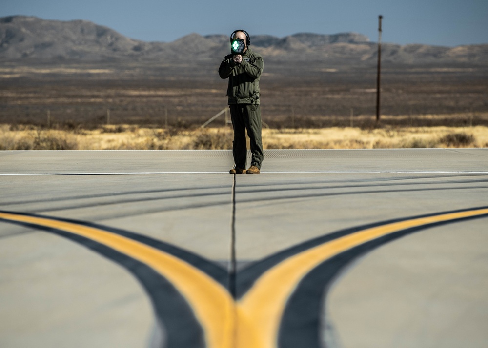 Air Force Thunderbirds Wrap Up the First Half of Winter Training