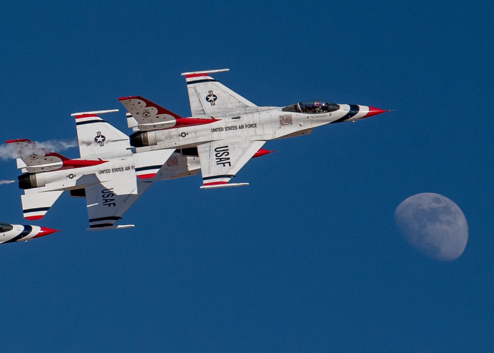 Air Force Thunderbirds Wrap Up the First Half of Winter Training