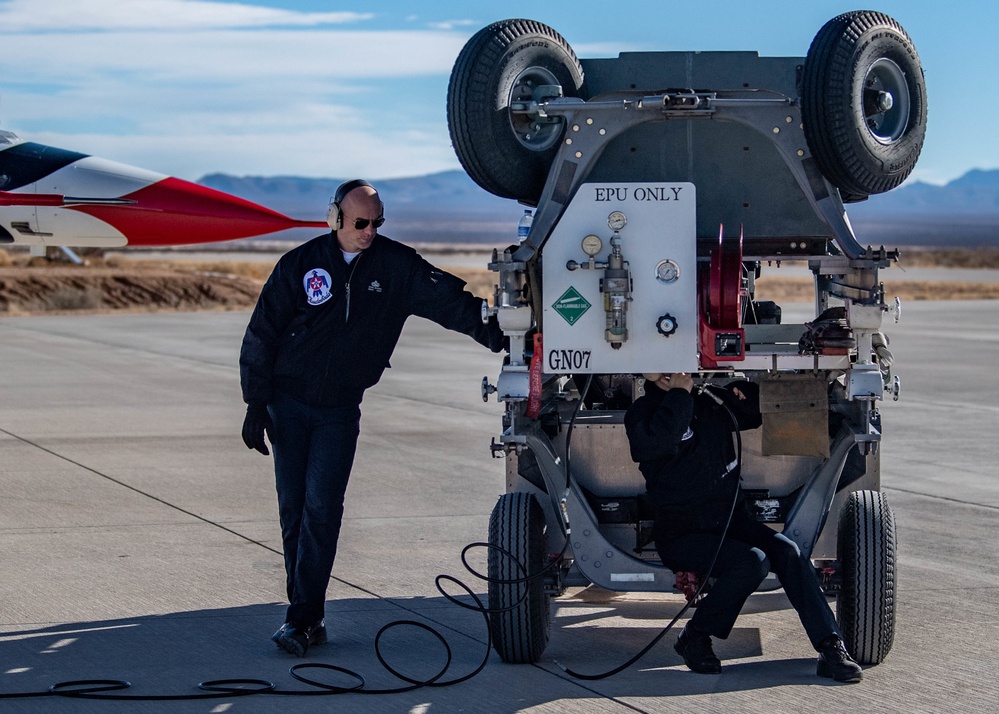 Air Force Thunderbirds Wrap Up the First Half of Winter Training