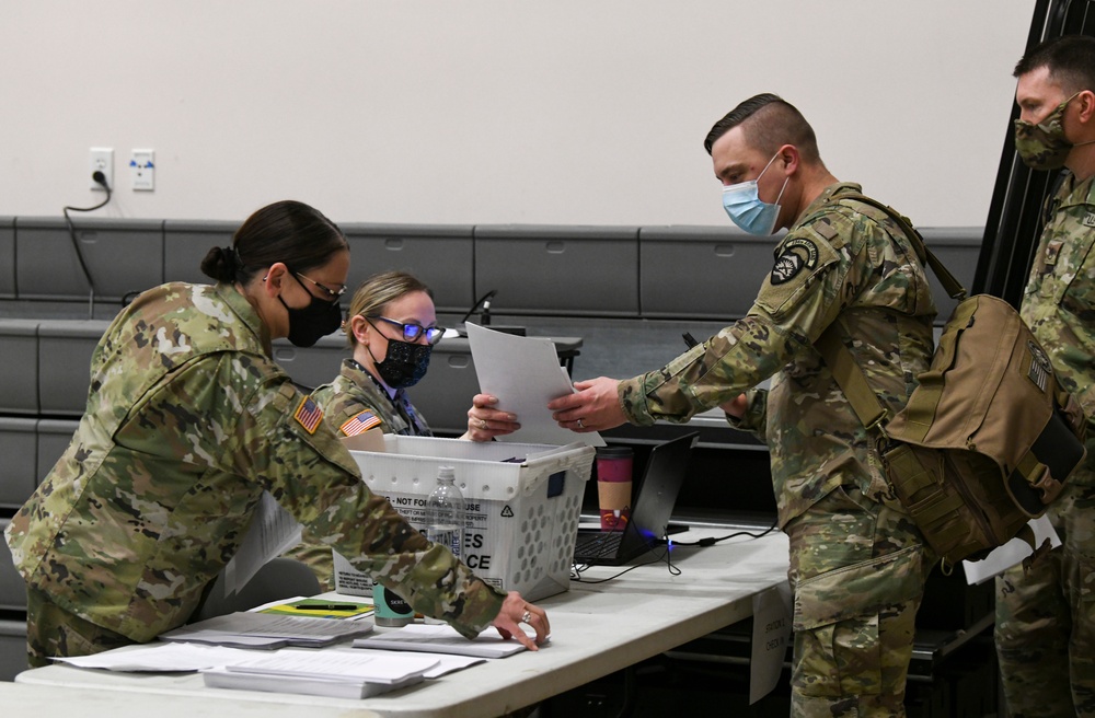 Oregon National Guard Soldiers prepare for hospital support mission