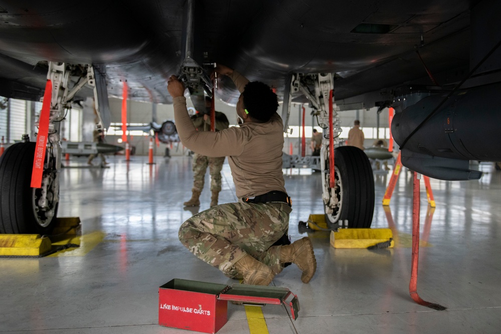 Weapons Load Crew Competition