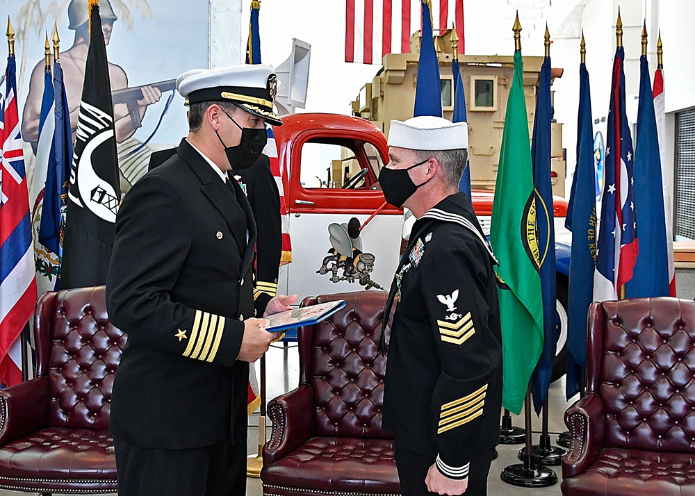 Port Hueneme Seabee Retires