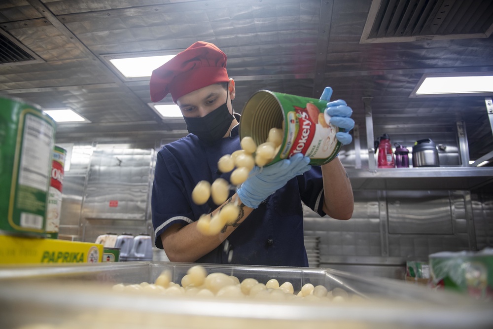 USS America Prepares Dinner