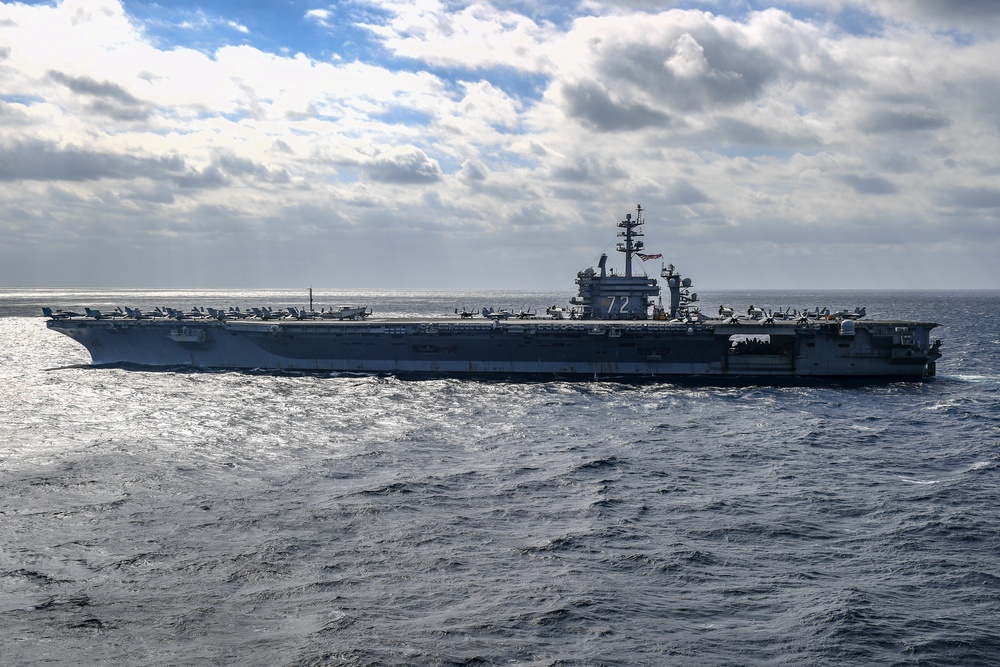 U.S. Pacific Fleet Forces, Alongside JMSDF, Participate in Joint Training Exercise