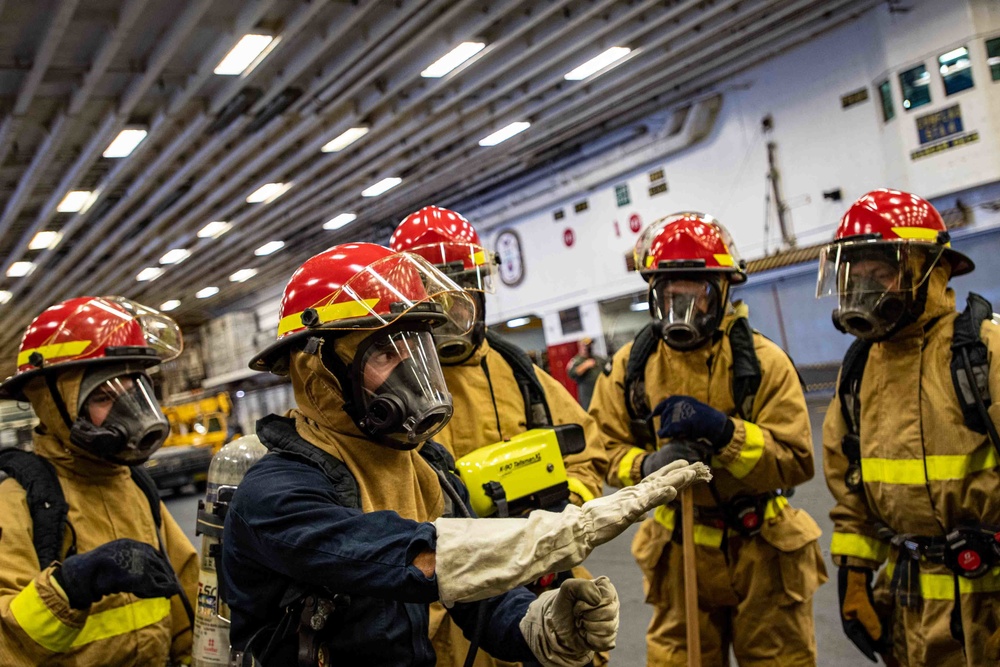 DVIDS - Images - USS America (LHA 6) Conducts General Quarters Exercise ...