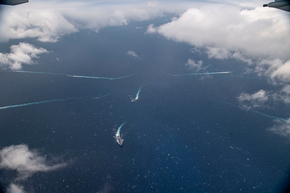 U.S. Pacific Fleet Forces, Alongside JMSDF, Participate in Joint Training Exercise