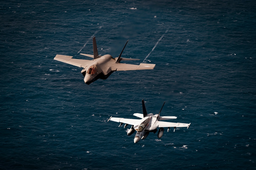 DVIDS - Images - U.S. Pacific Fleet Forces, Alongside JMSDF ...