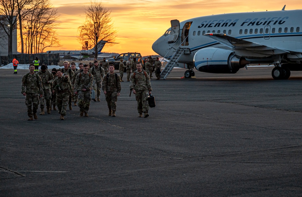 1-102nd Infantry Regiment Returns to Connecticut