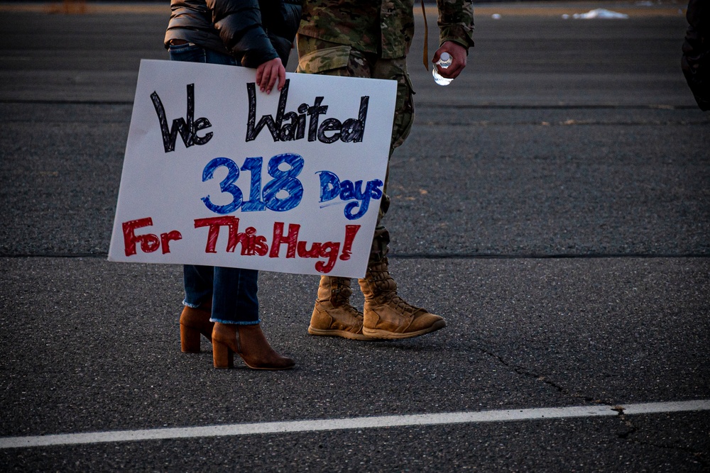 1-102nd Infantry Regiment Returns to Connecticut