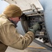 Reservists perform maintenance on C-17 Globemaster III