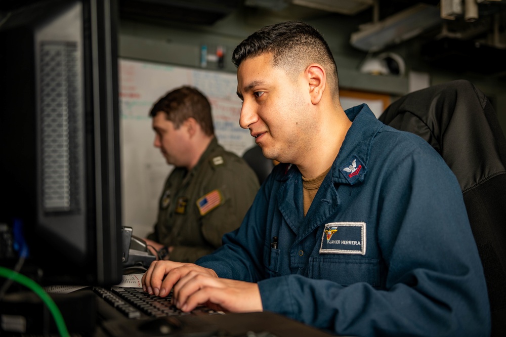 USS Carl Vinson (CVN 70) Operations Department