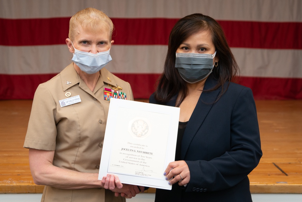 NMCP Recognizes Civilian Employees with LOS Awards