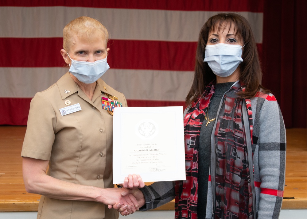 NMCP Recognizes Civilian Employees with LOS Awards