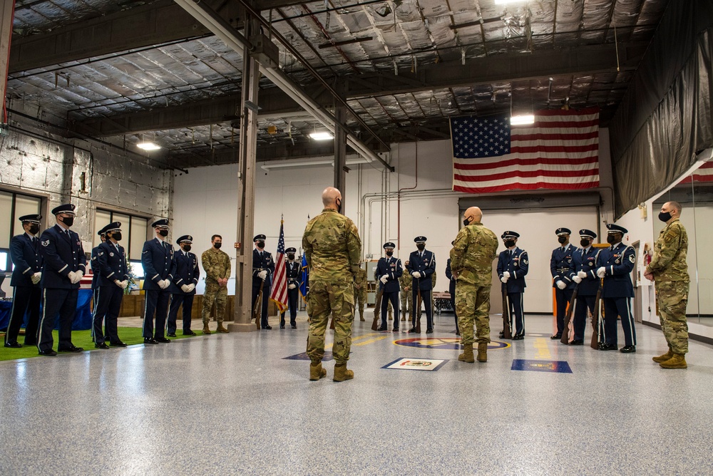 Gen. Bunch Visits Wright-Patt
