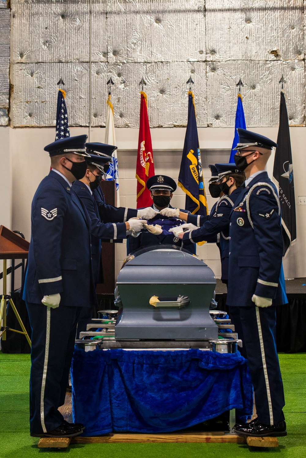 Gen. Bunch Visits Wright-Patt