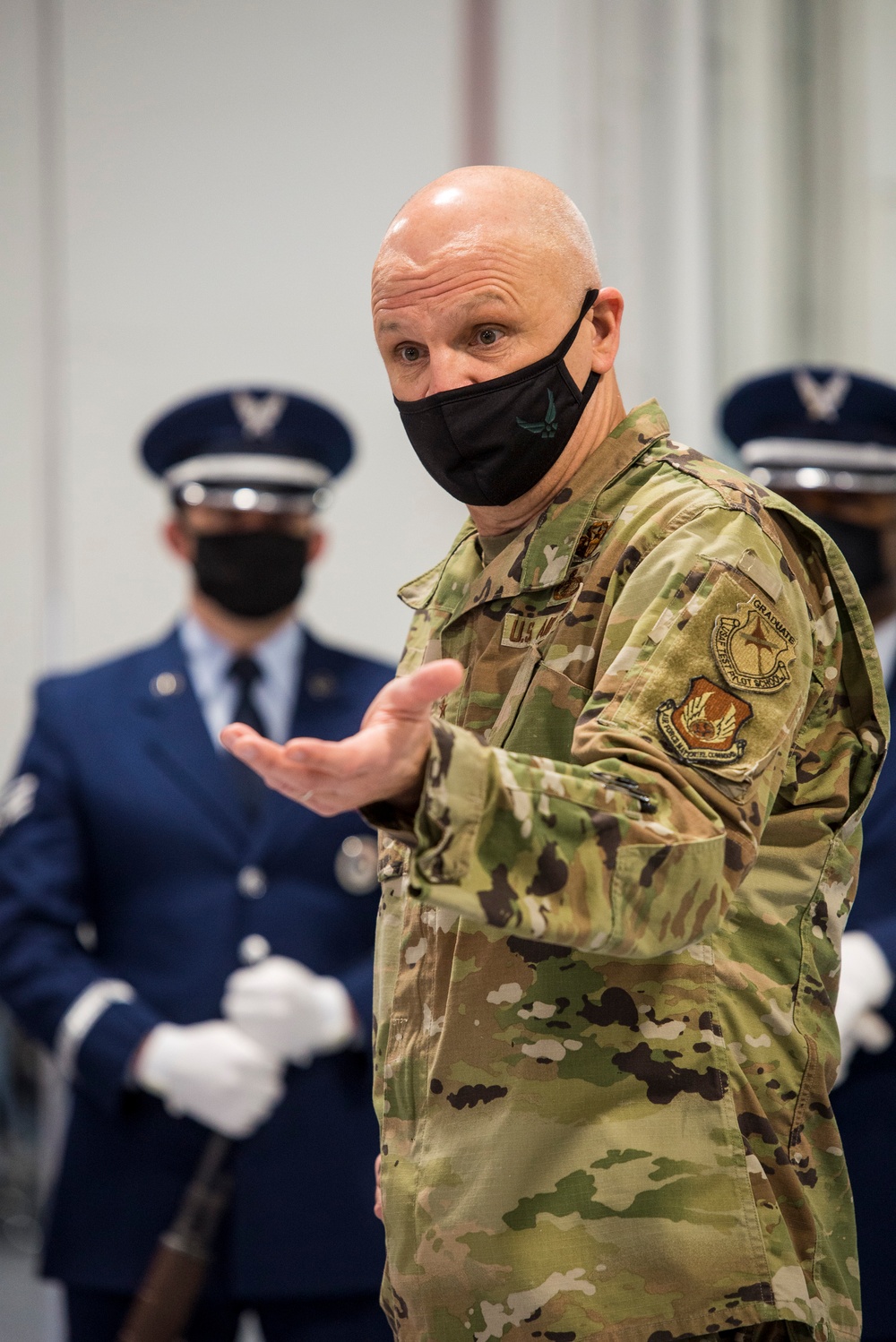 Gen. Bunch Visits Wright-Patt