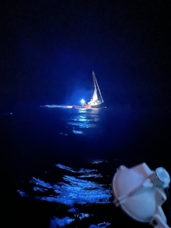 Coast Guard crews rescue 1 Russian, 1 Kazakh, 4 Uzbeks from distressed sailing vessel near Puerto Rico