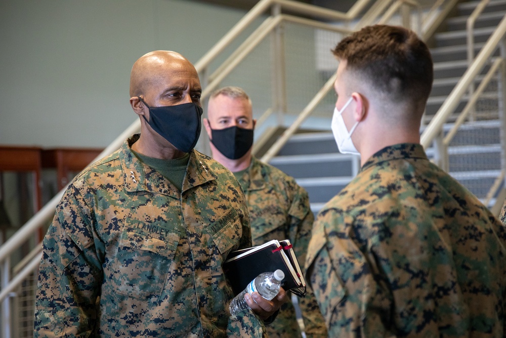 Lt. Gen. Langley visits Fort Pickett