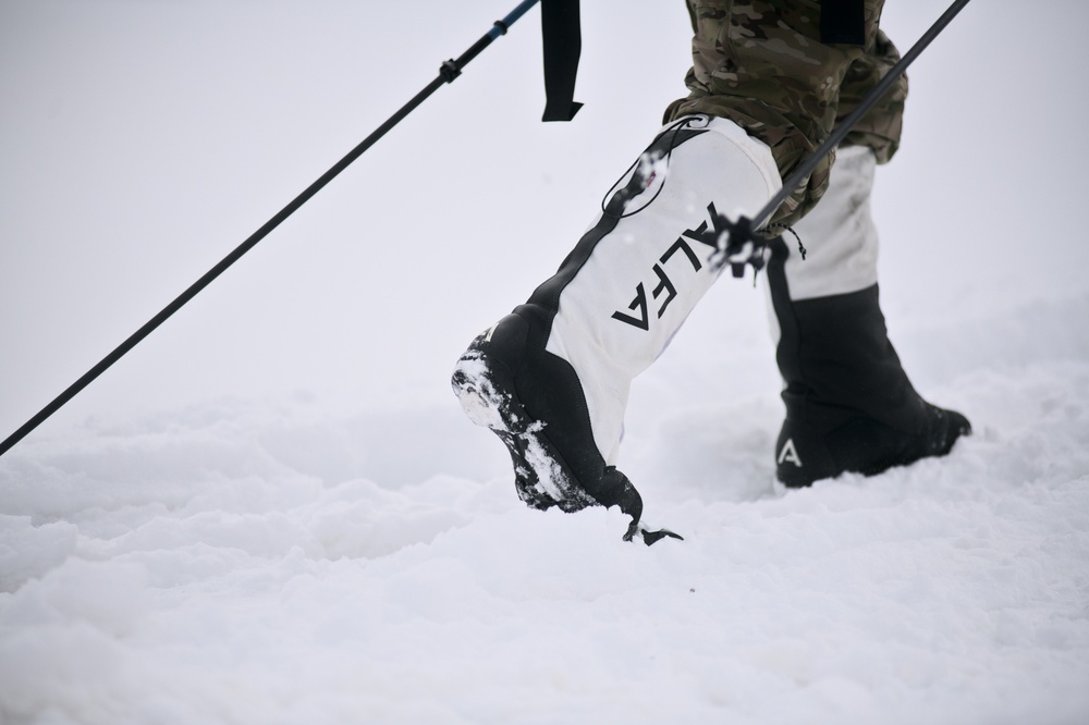 Cross-Country Ski Training at Northern Strike 22-1