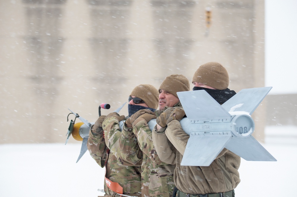 180th Fighter Wing Conducts Maintenance  During Snow Storm