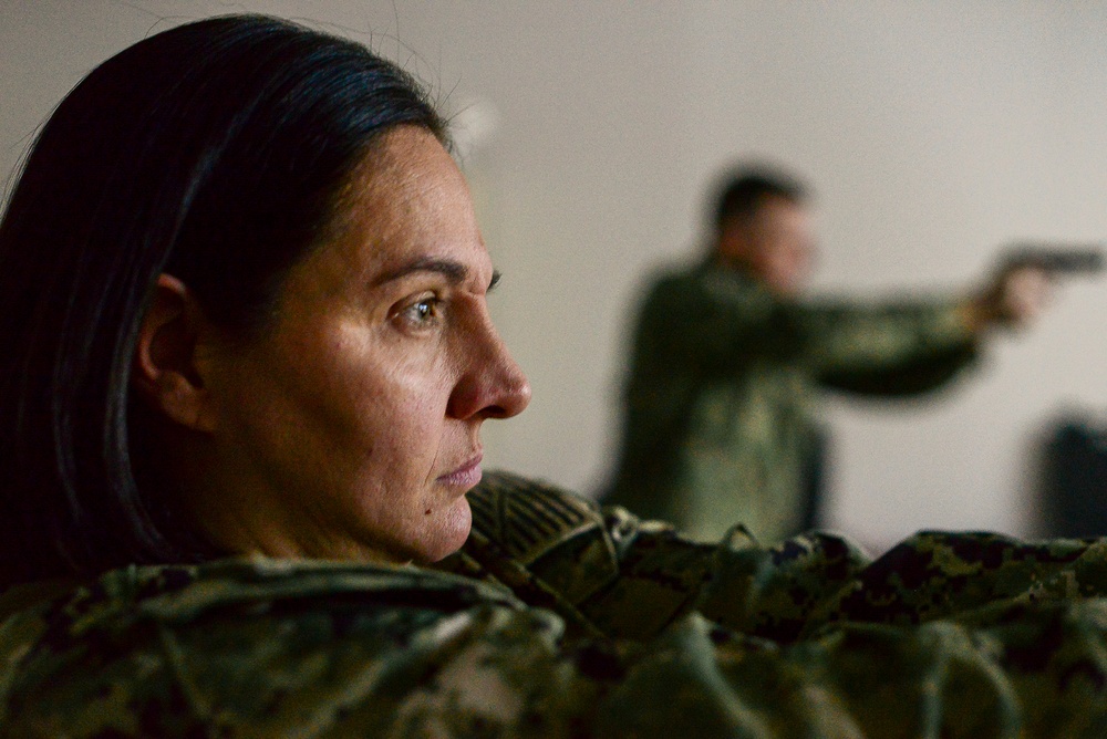 Navy Reserve Region Readiness and Mobilization Command Fort Worth Sailors Participate in Weapons Qualification Sustainment Training