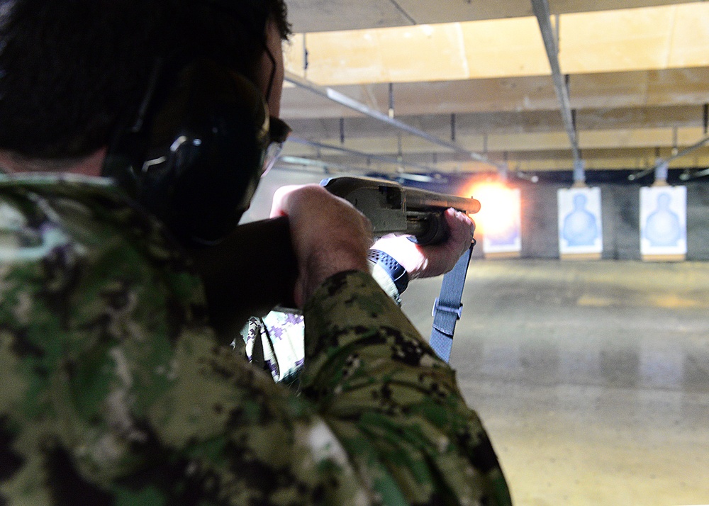 Navy Reserve Region Readiness and Mobilization Command Fort Worth Sailors Participate in Weapons Qualification Sustainment Training