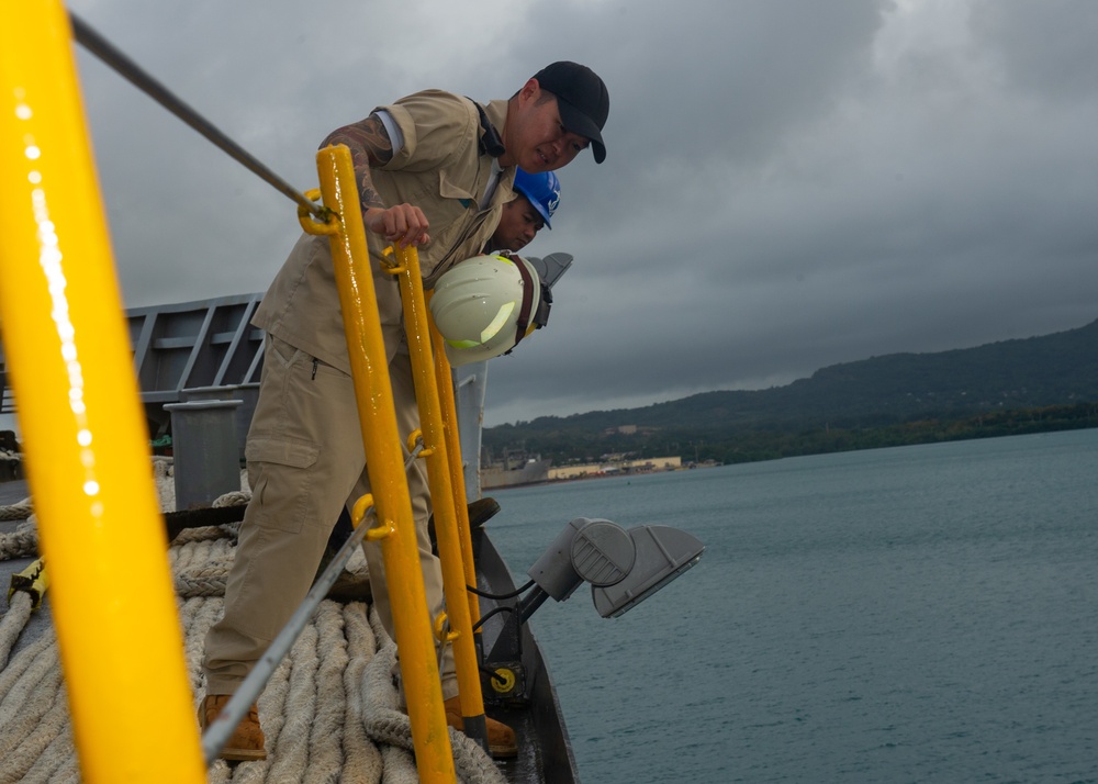 USS Frank Cable Returns from Fall Patrol