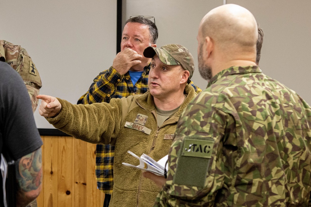 Michigan National Guard planners conduct fires rehearsal with Wisconsin National Guard