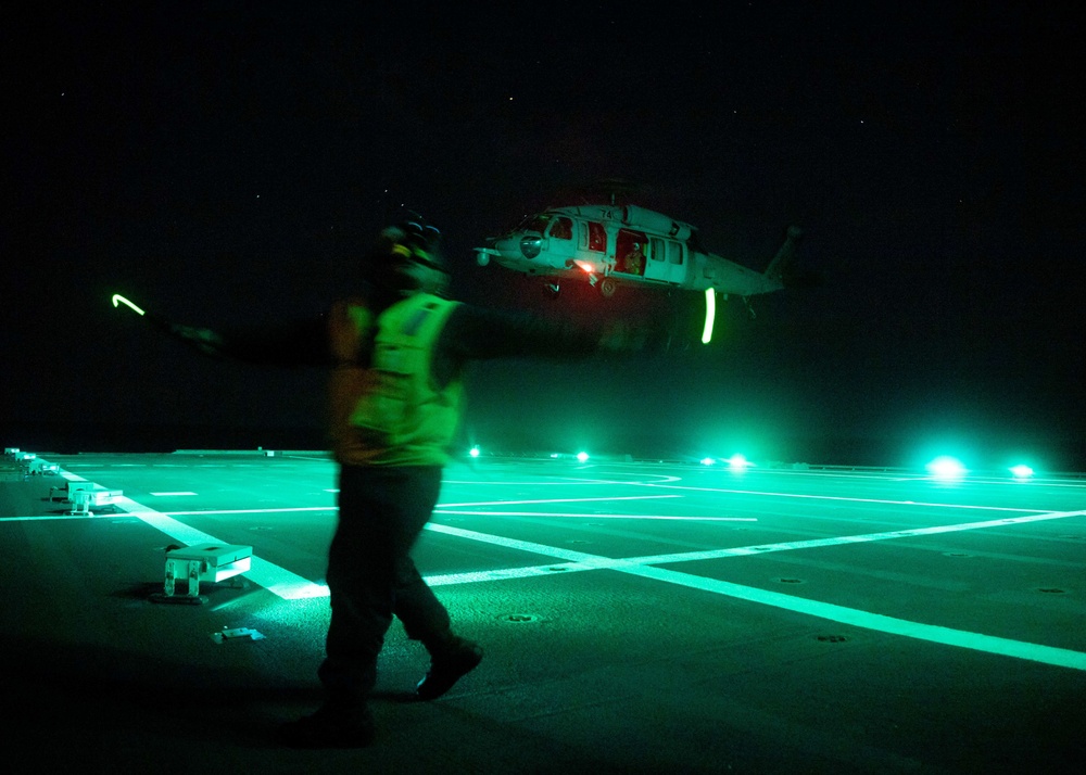 USS Charleston Conducts Night Flight Operations