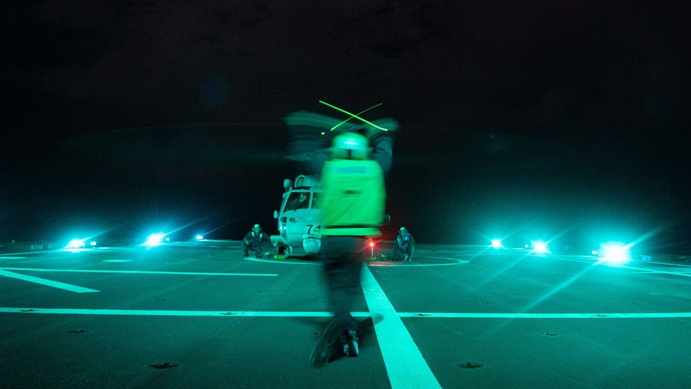 USS Charleston Conducts Night Flight Operations