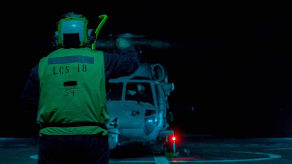 USS Charleston Conducts Night Flight Operations