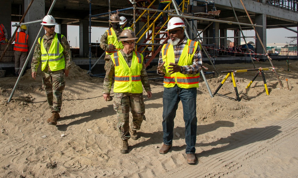 TAD  commanding general meets with TAE staff
