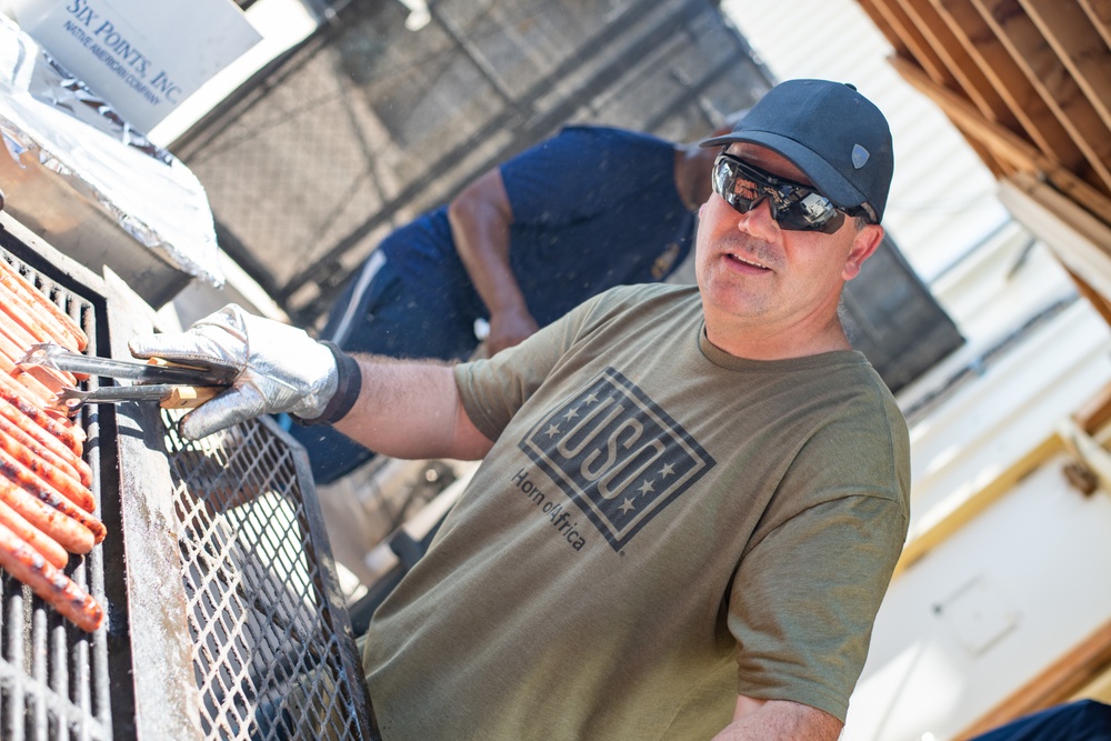 Camp Lemonnier Holds Command Picnic