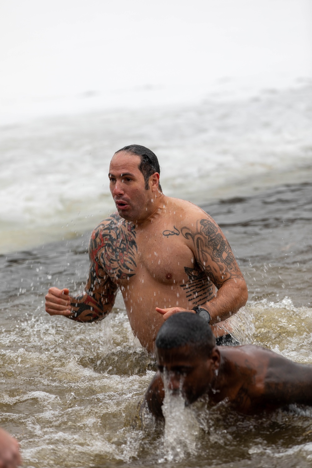 JMTG-U Soldiers take part in local Polar Plunge event