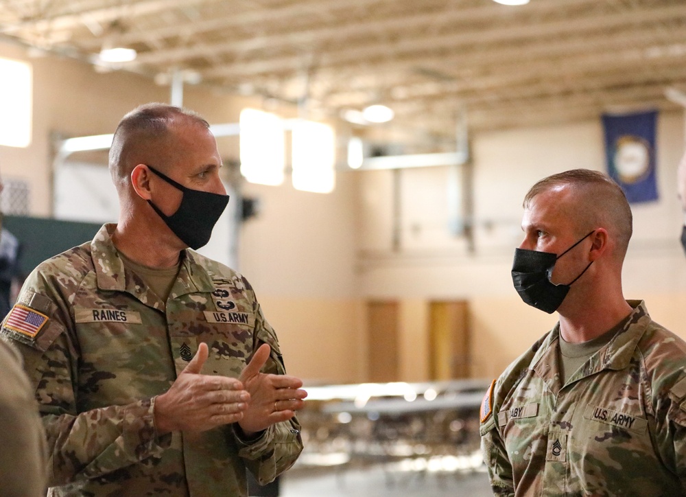 National Guard Leaders Visit Kentucky Guardsmen