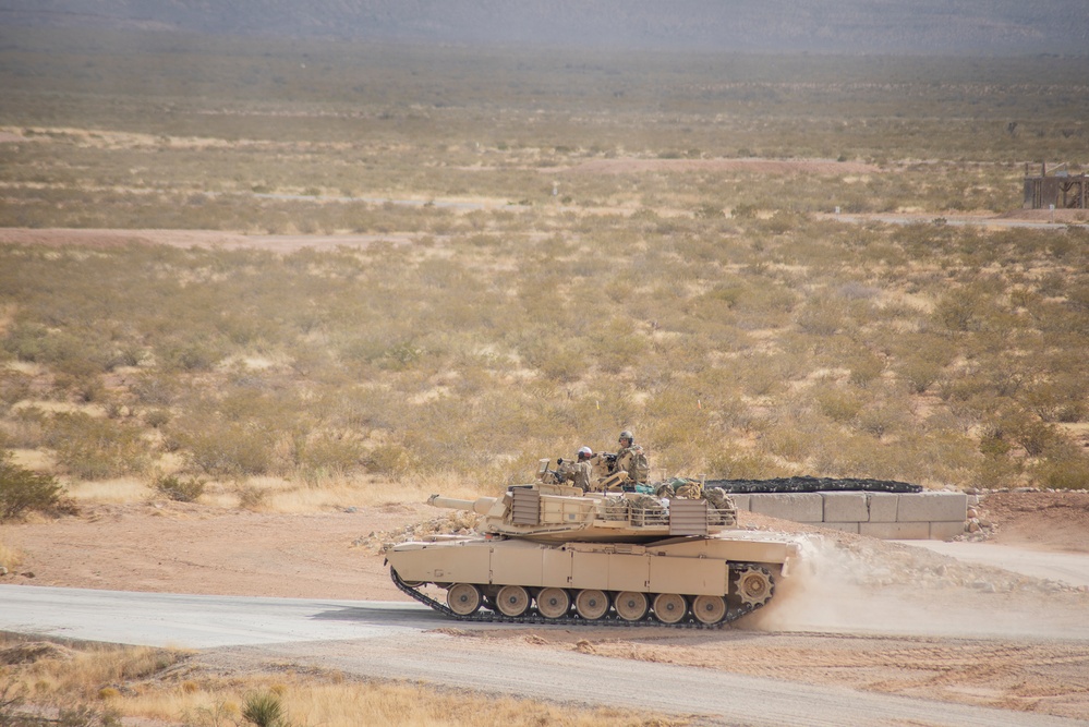 Idaho National Guard leaders visit 116th Cavalry Brigade Combat Team Soldiers during pre-mobilization training